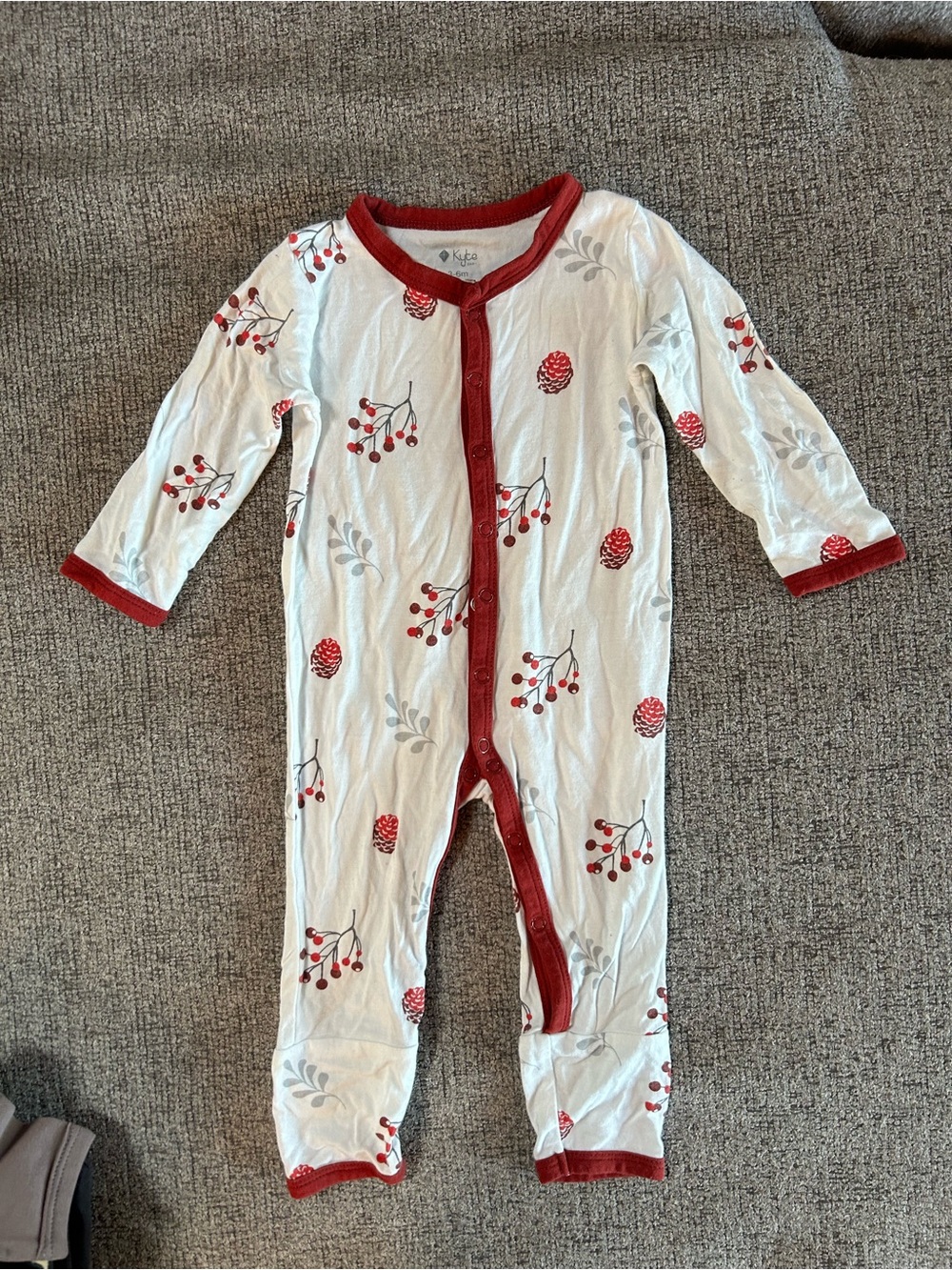 Kyte Hollyberry romper